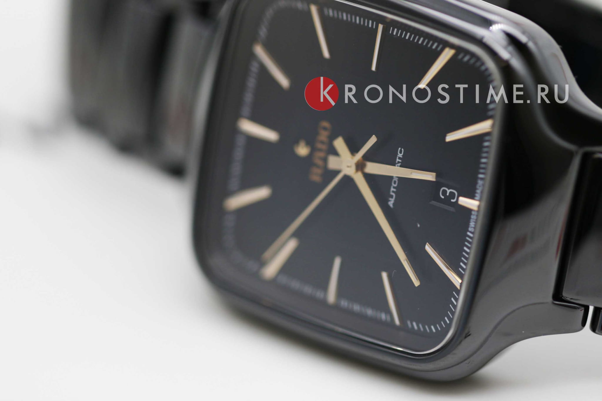 Rado R27078172 мужские часы застежка крупным планом